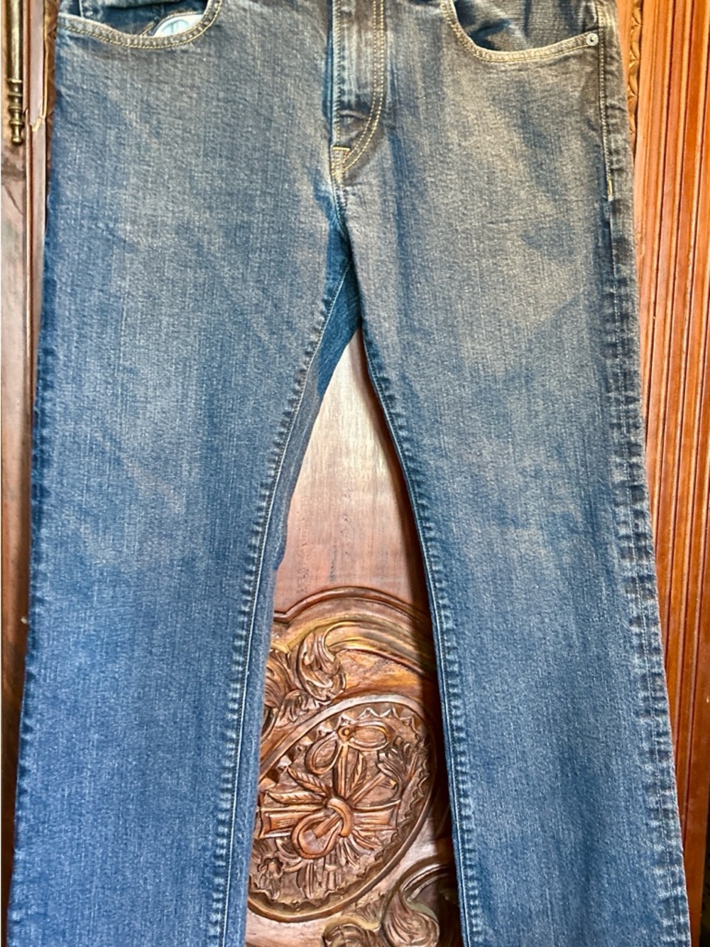 Express Men's Bootcut Jeans in Medium Blue Wash